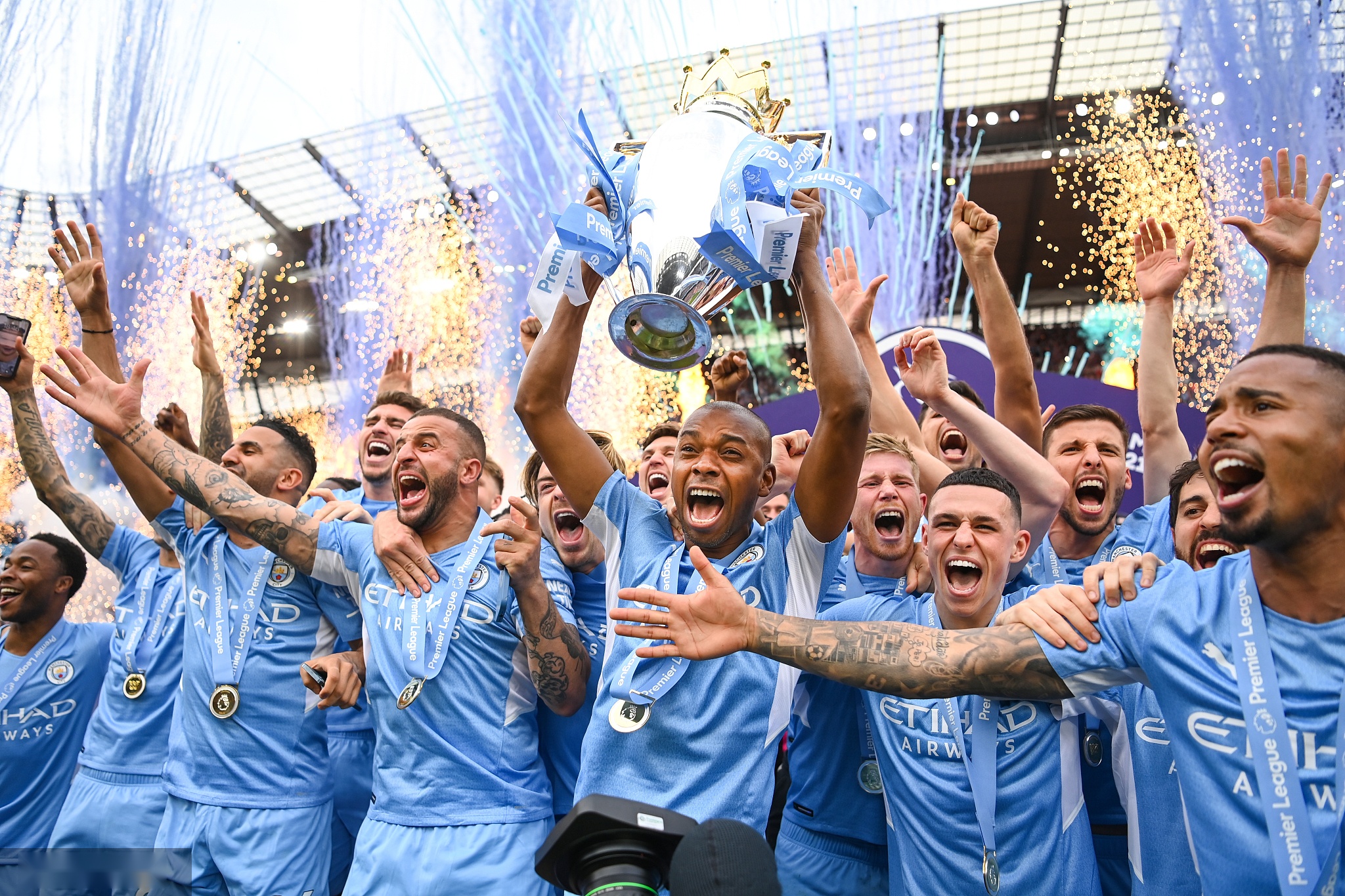 强劲的未来 强劲的未来